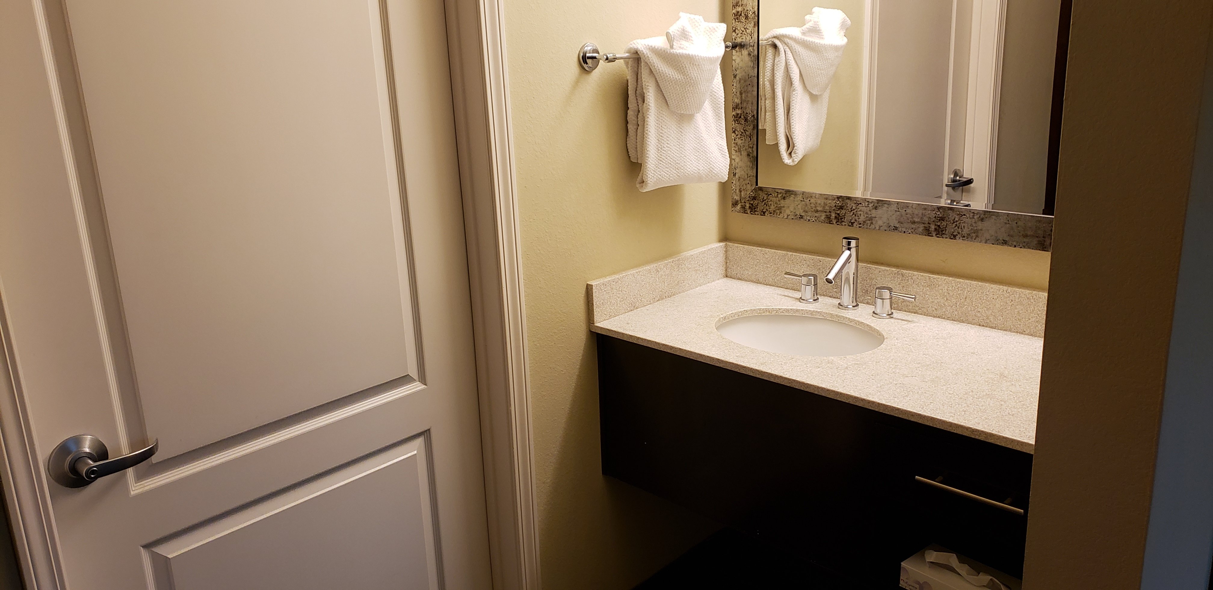 Staybridge Suites Syracuse (Liverpool) by IHG-浴室