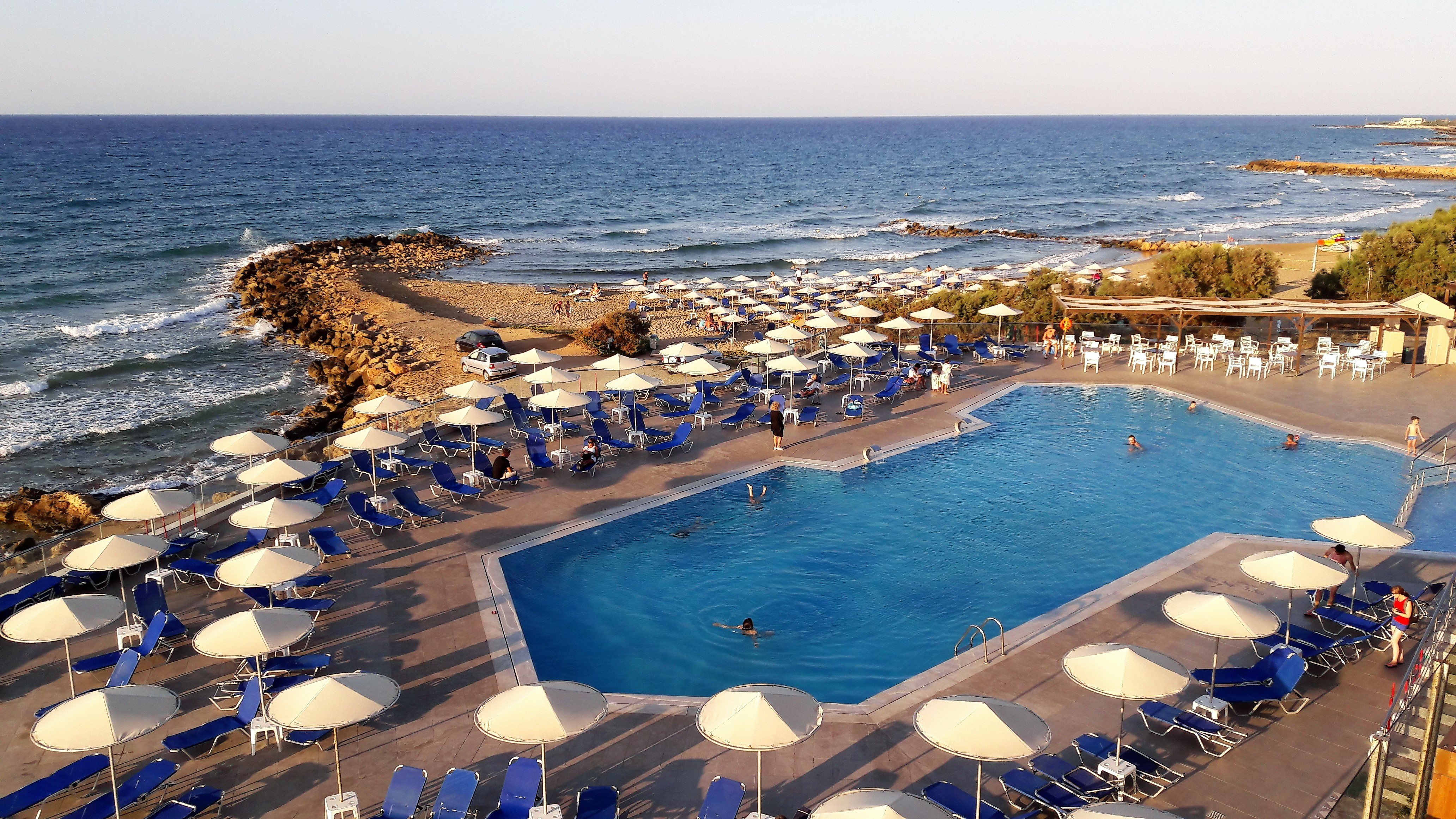 Themis Beach Hotel-泳池