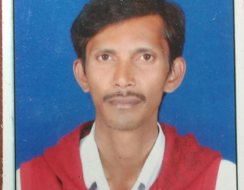 Hemanth with Innova Crysta景点图片