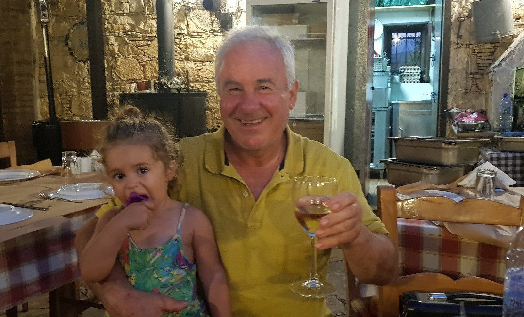 Agrovino Wine Shop & Bar Lofou-Lofou必去景点