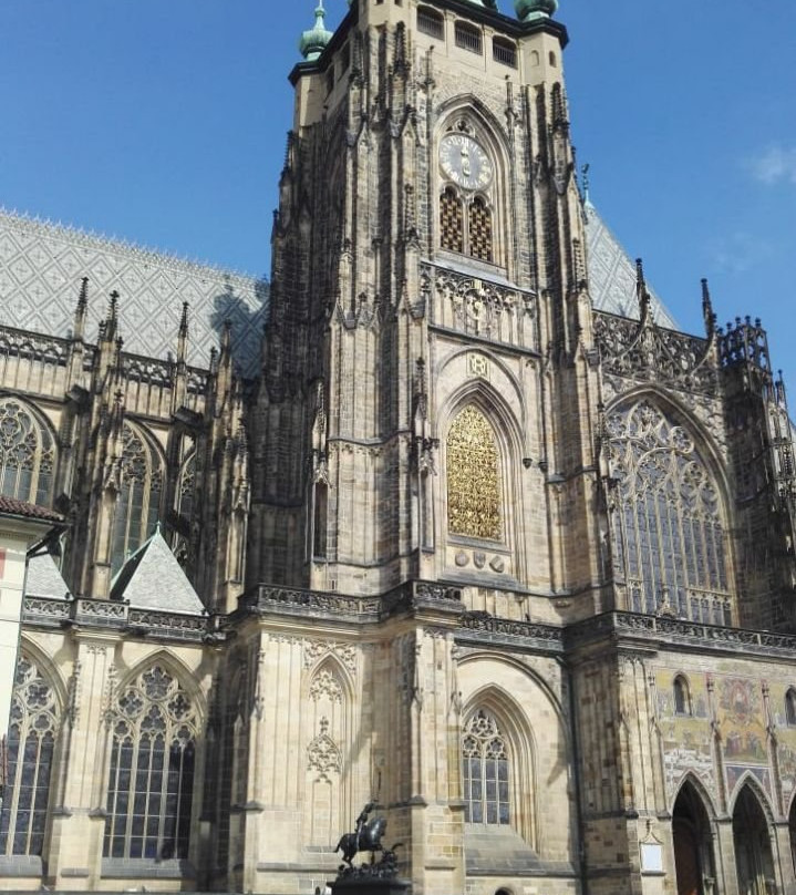 L'ombrello Italiano Tours-布拉格必去景点