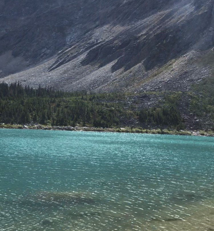 Upper Dewey Lake-史凯威必去景点