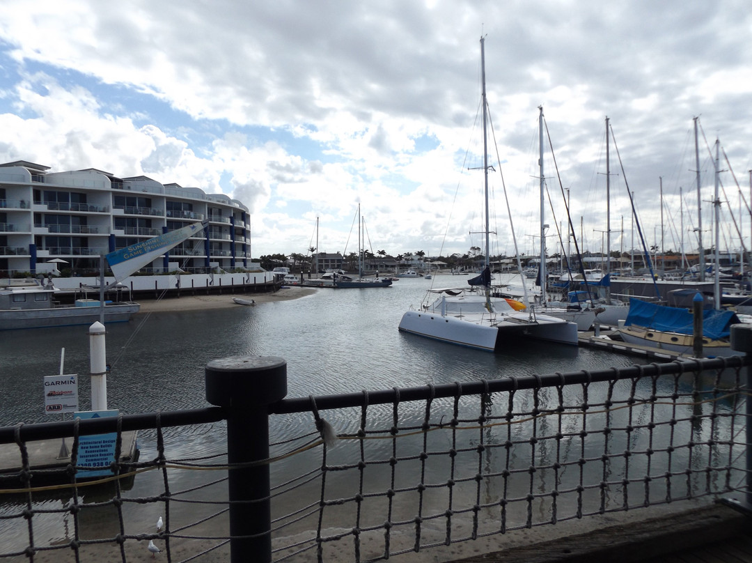 Nightcap at Kawana Waters Hotel主图