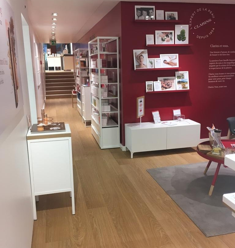 Clarins Boutique & Spa Vésenaz-Vesenaz必去景点
