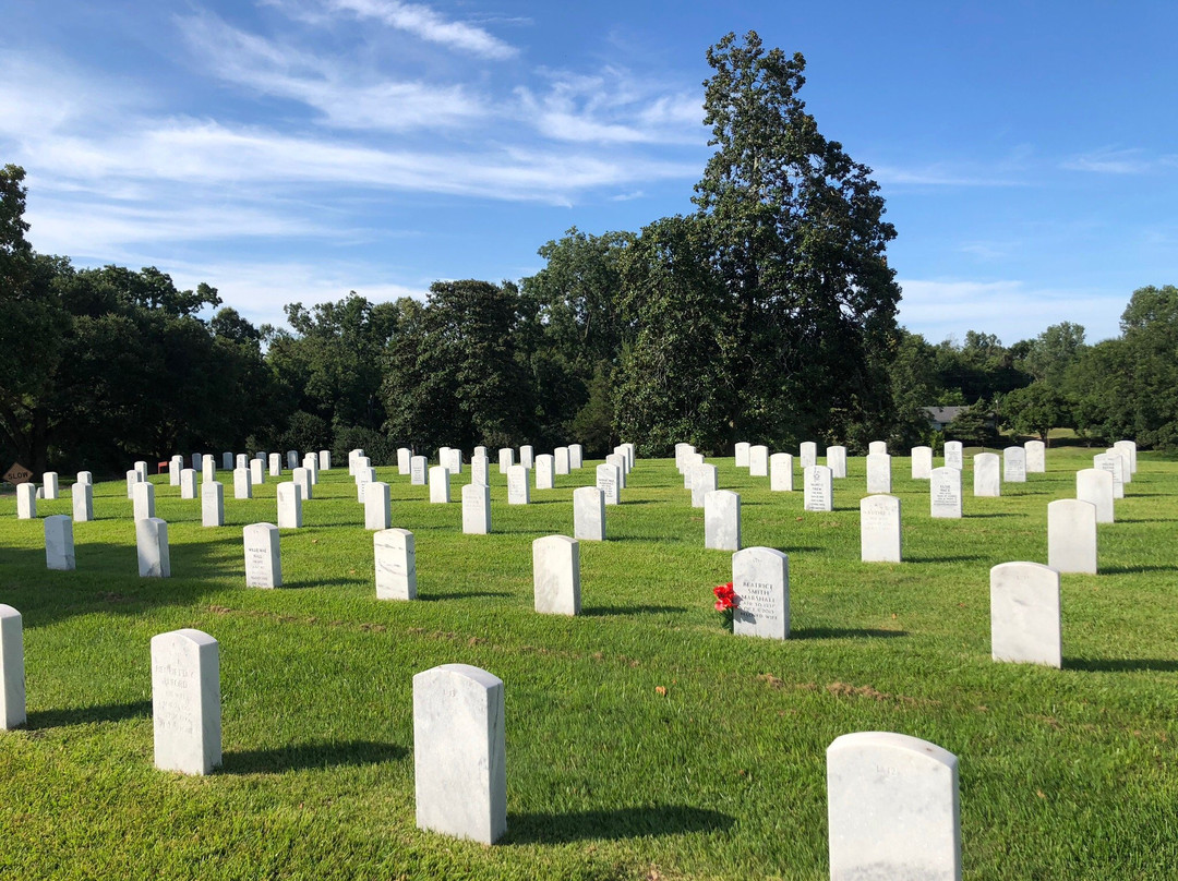 Natchez National Cemetery景点图片