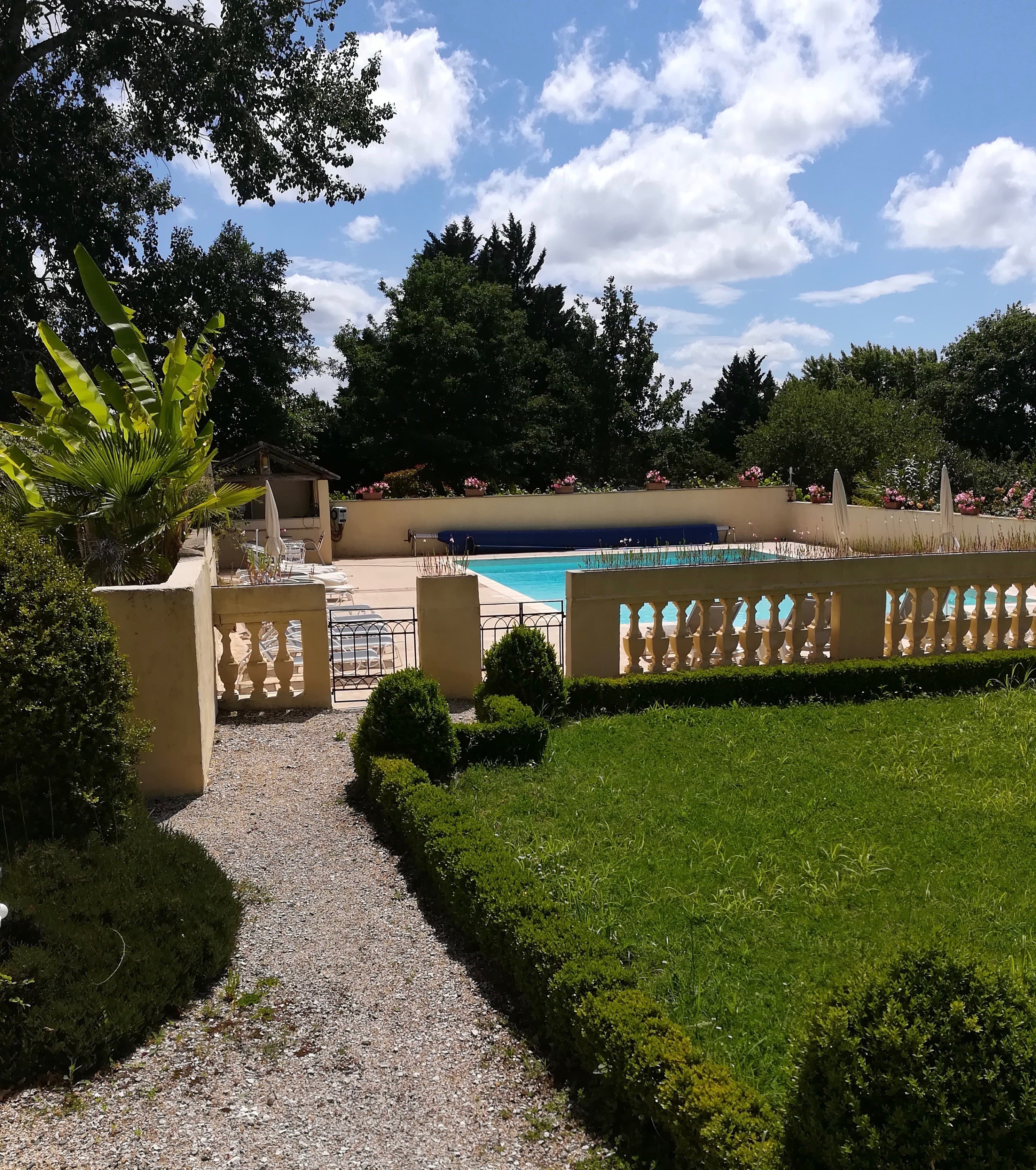 Le Manoir St Jean-泳池