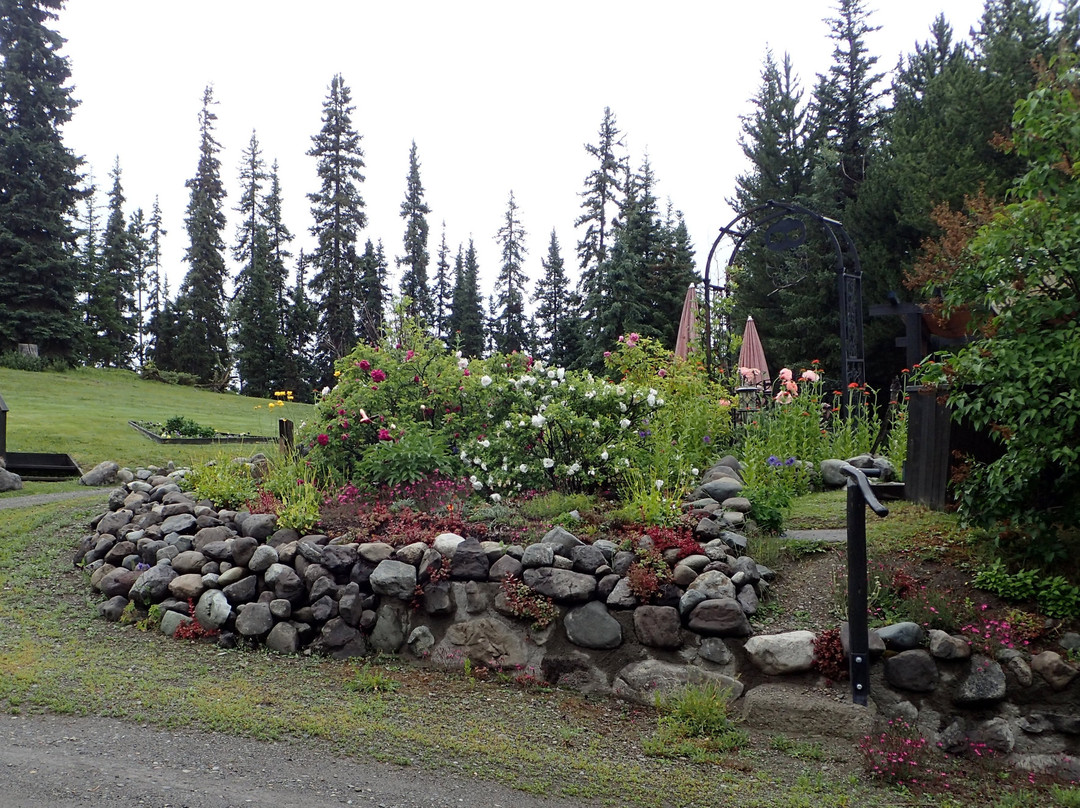 鹰巢山度假村主图