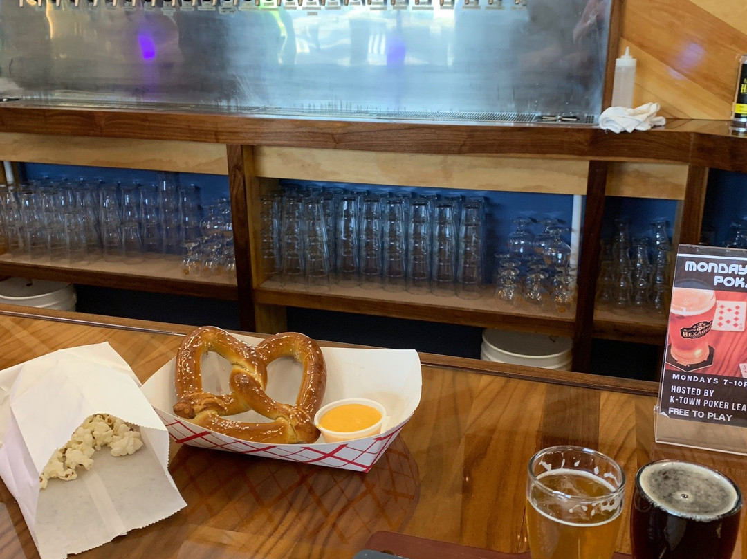 Hexagon Brewing Company景点图片