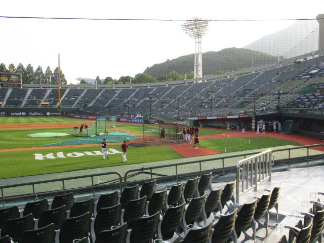 Sajik Baseball Stadium-釜山必去景点