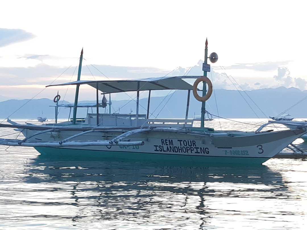 REM Tour, Island Hopping-莫阿尔博阿尔必去景点