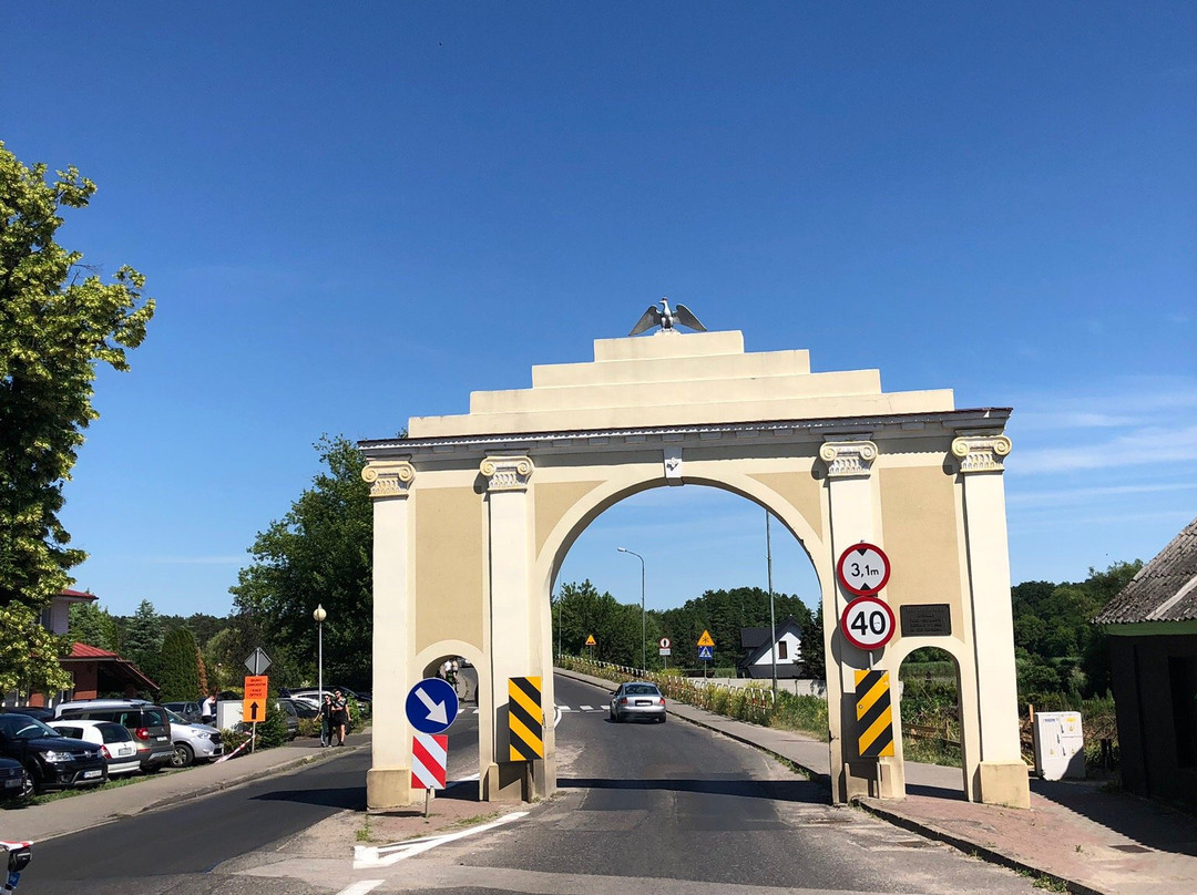 Napoleon's Arch in Slesin景点图片