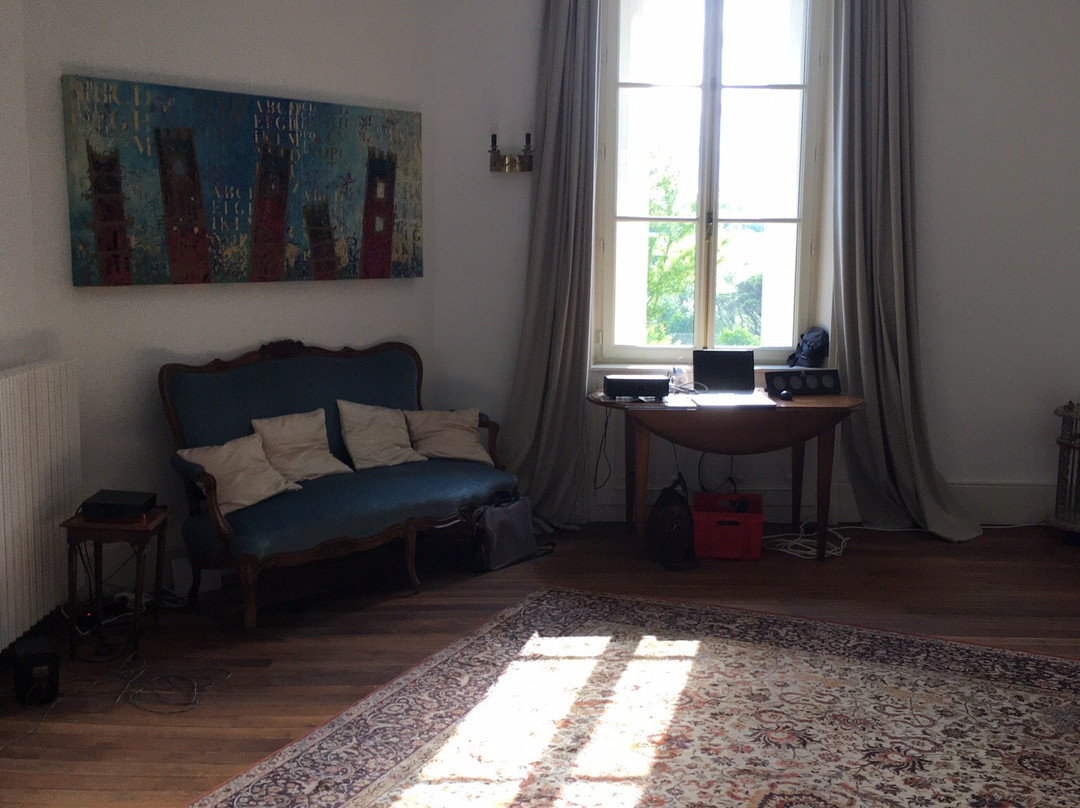 Chateau Charbontiere主图