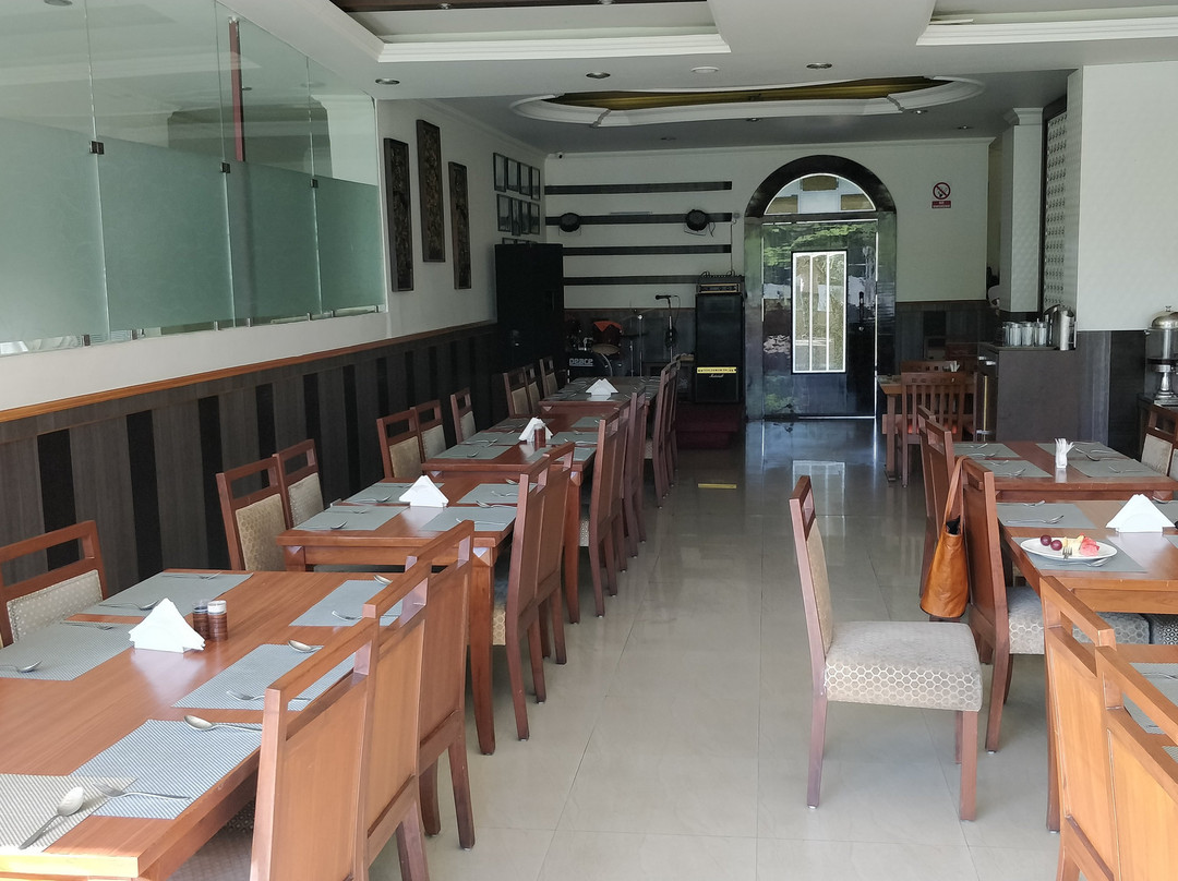 White Ridge Hotel主图