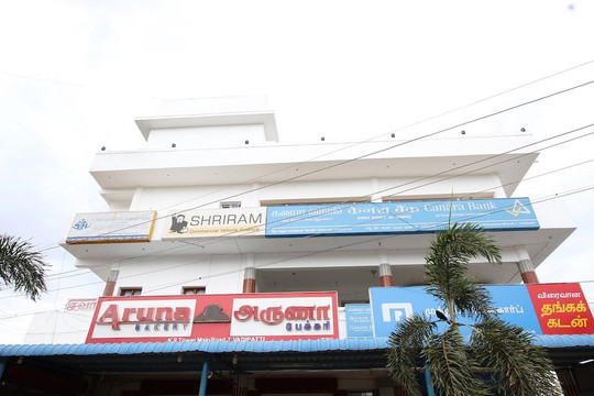 Hotel O K S Residency主图