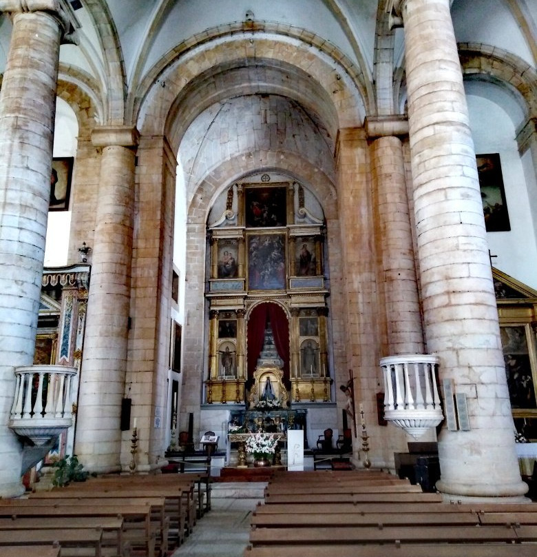 Mother Church of Stª Maria景点图片