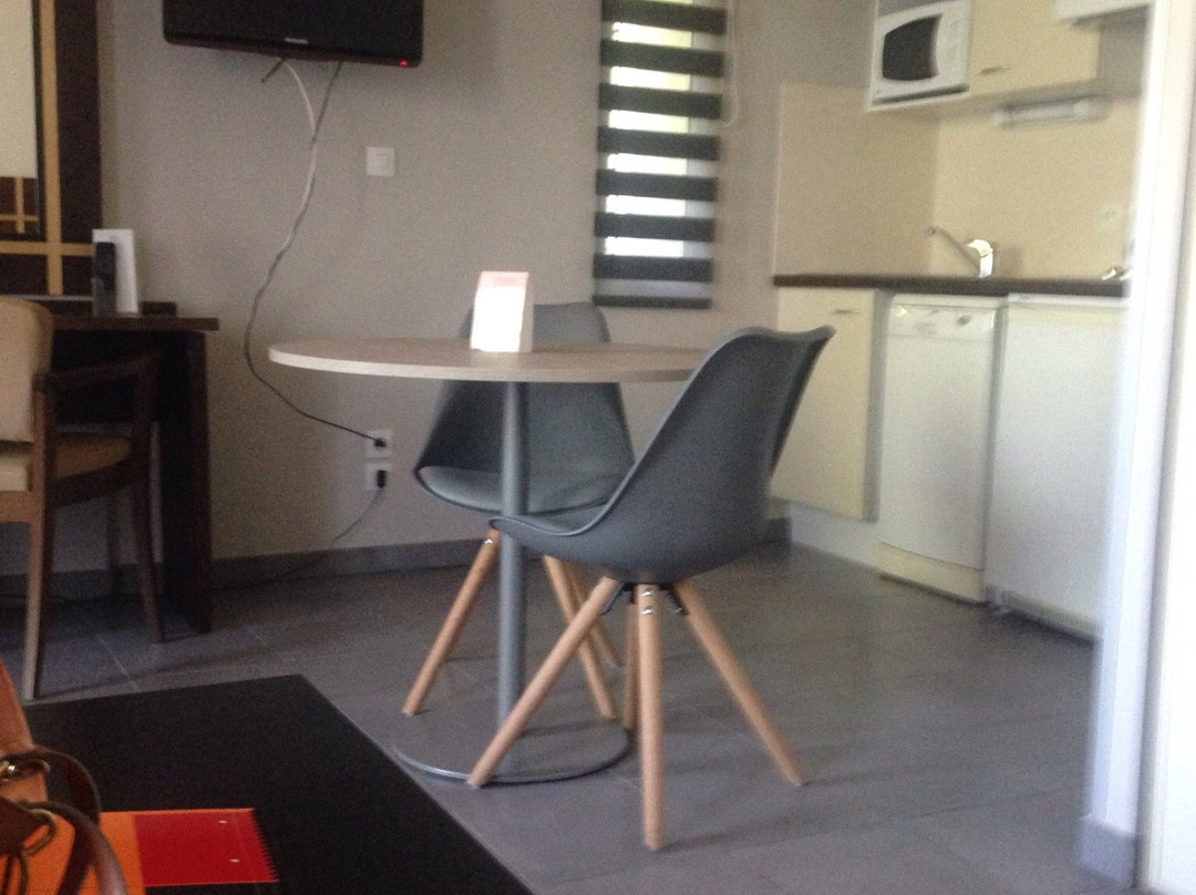 Les Pins Galants Hotel Residence主图