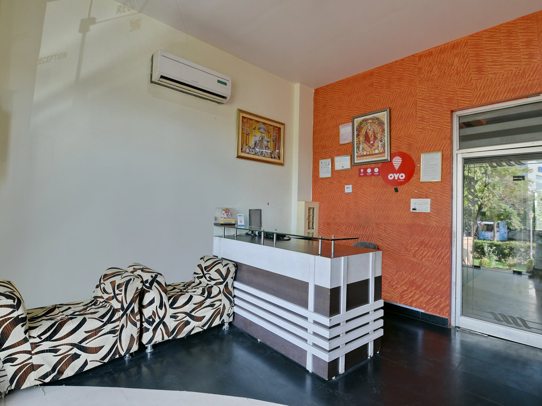 Hotel Mansarovar Palace主图