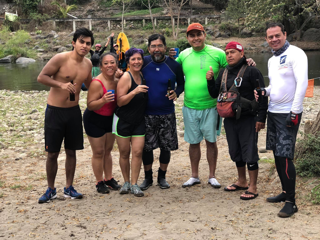 Professional Adventure Team景点图片