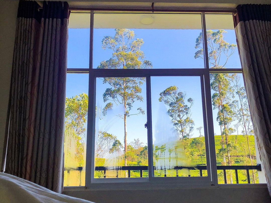 Hill Cool Hotel & Restaurant主图