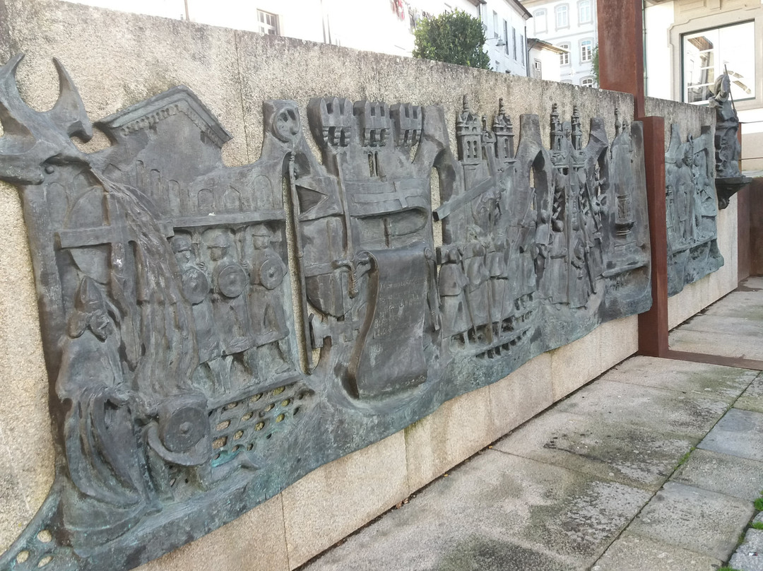 Monumento aos Arcebispos de Braga-布拉加区必去景点