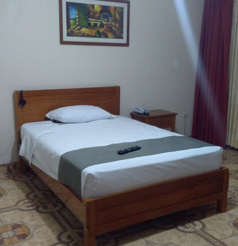 Del Castillo Plaza Hotel主图