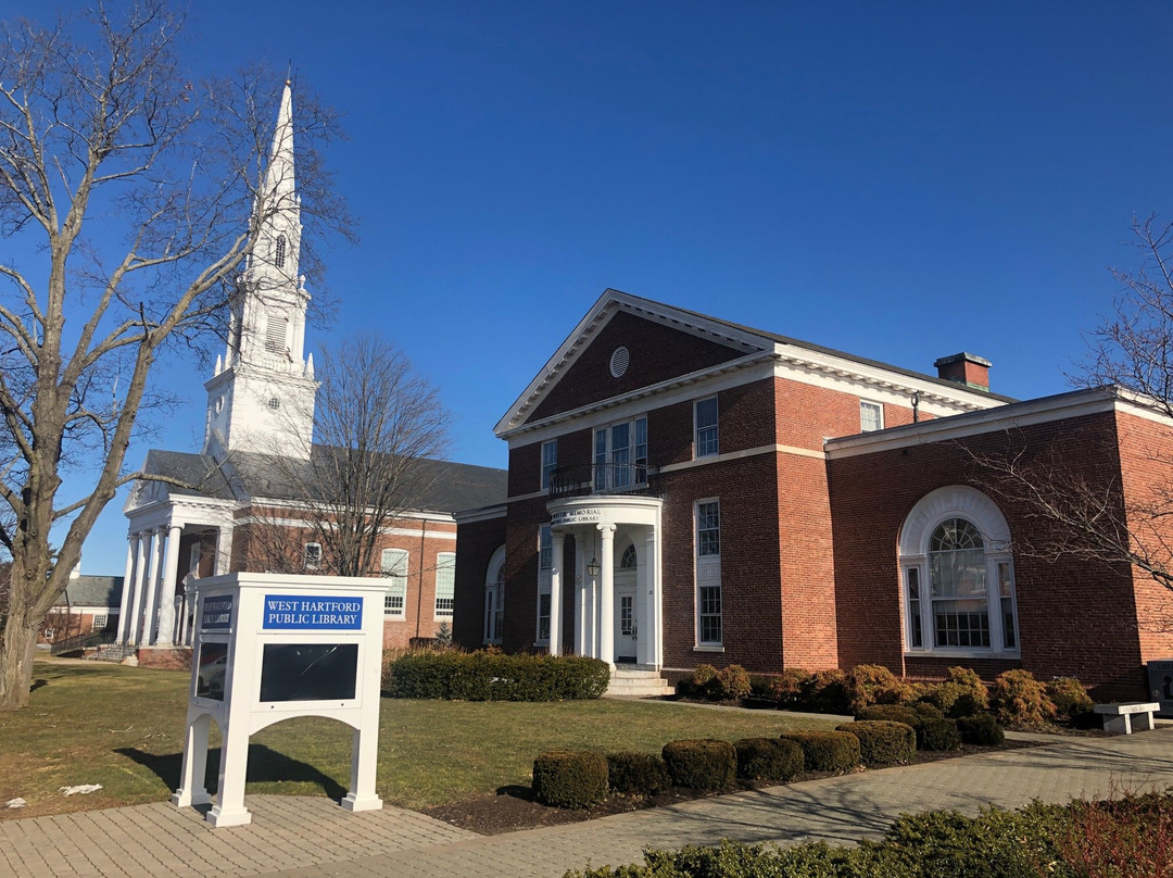 Blue Back Square-西哈特福德必去景点