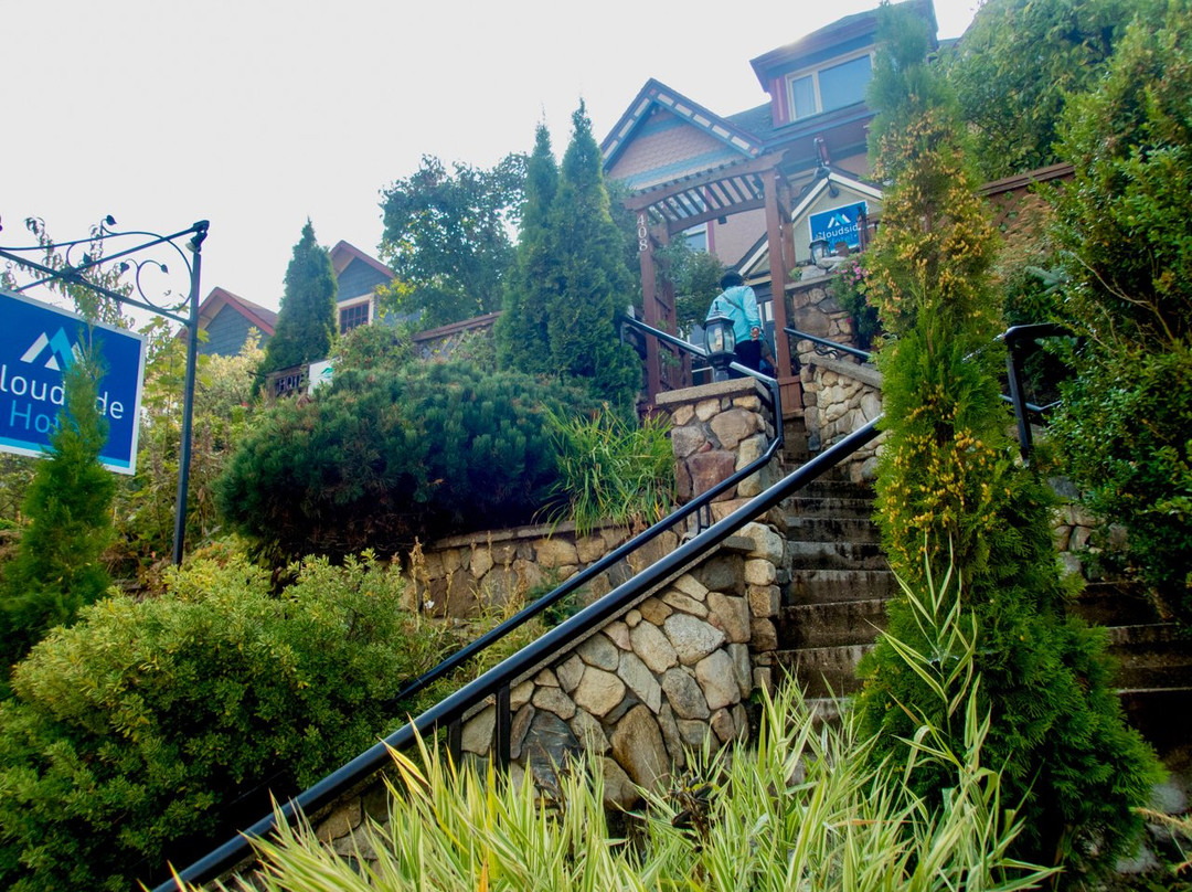 Cloudside Hotel主图