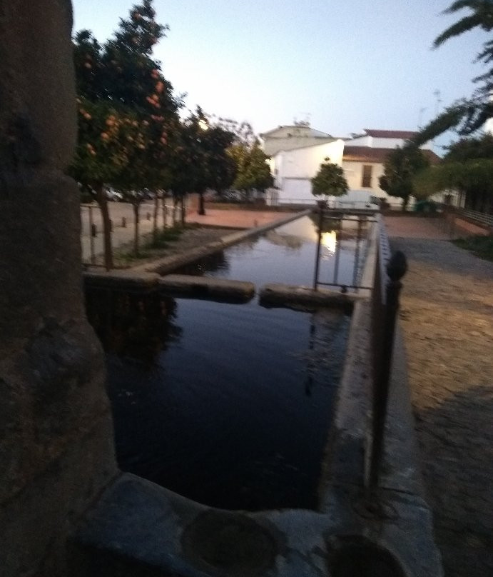 Pilar De San Benito景点图片