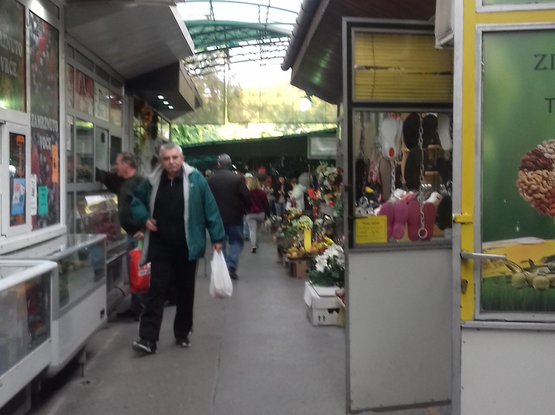 Buvljak Flea Market景点图片