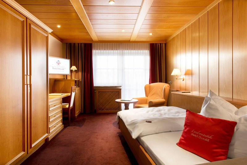 Landromantik Hotel Oswald主图