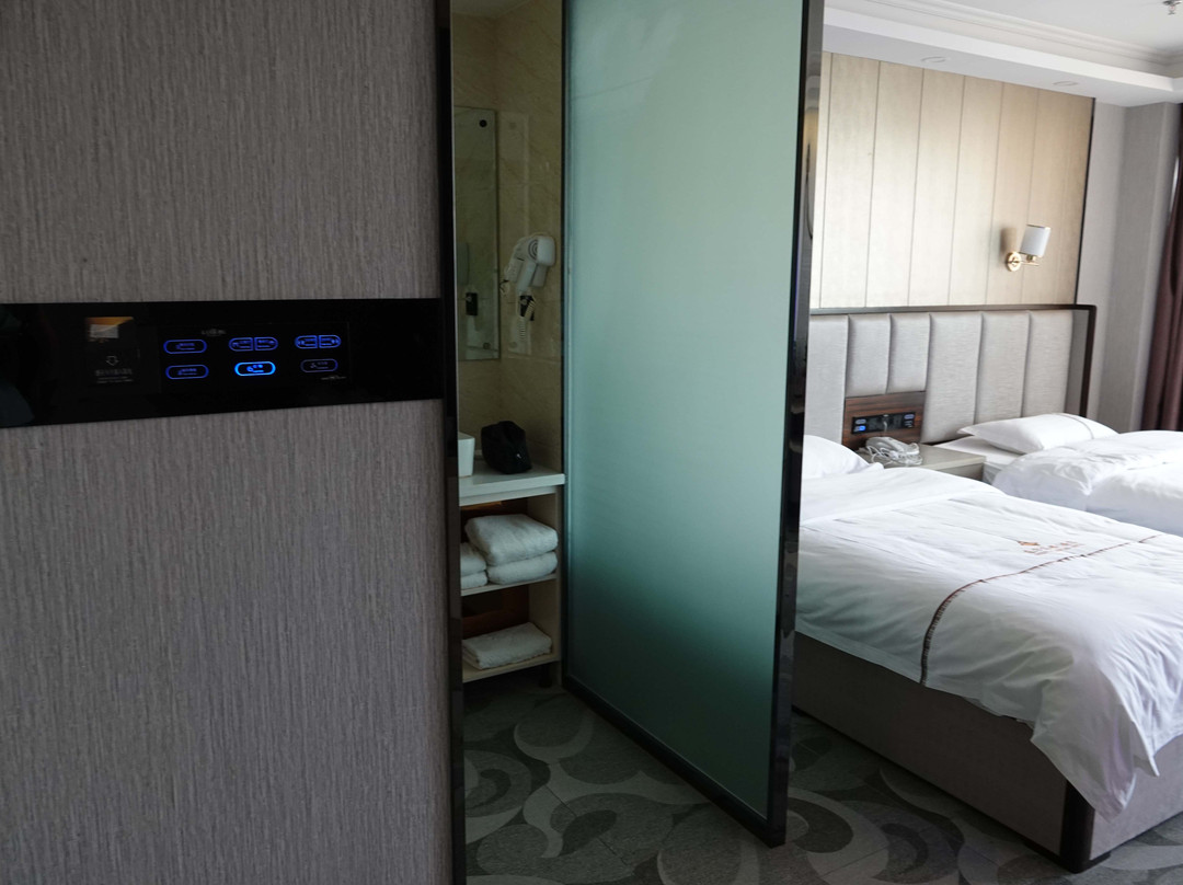 东方铭都酒店主图