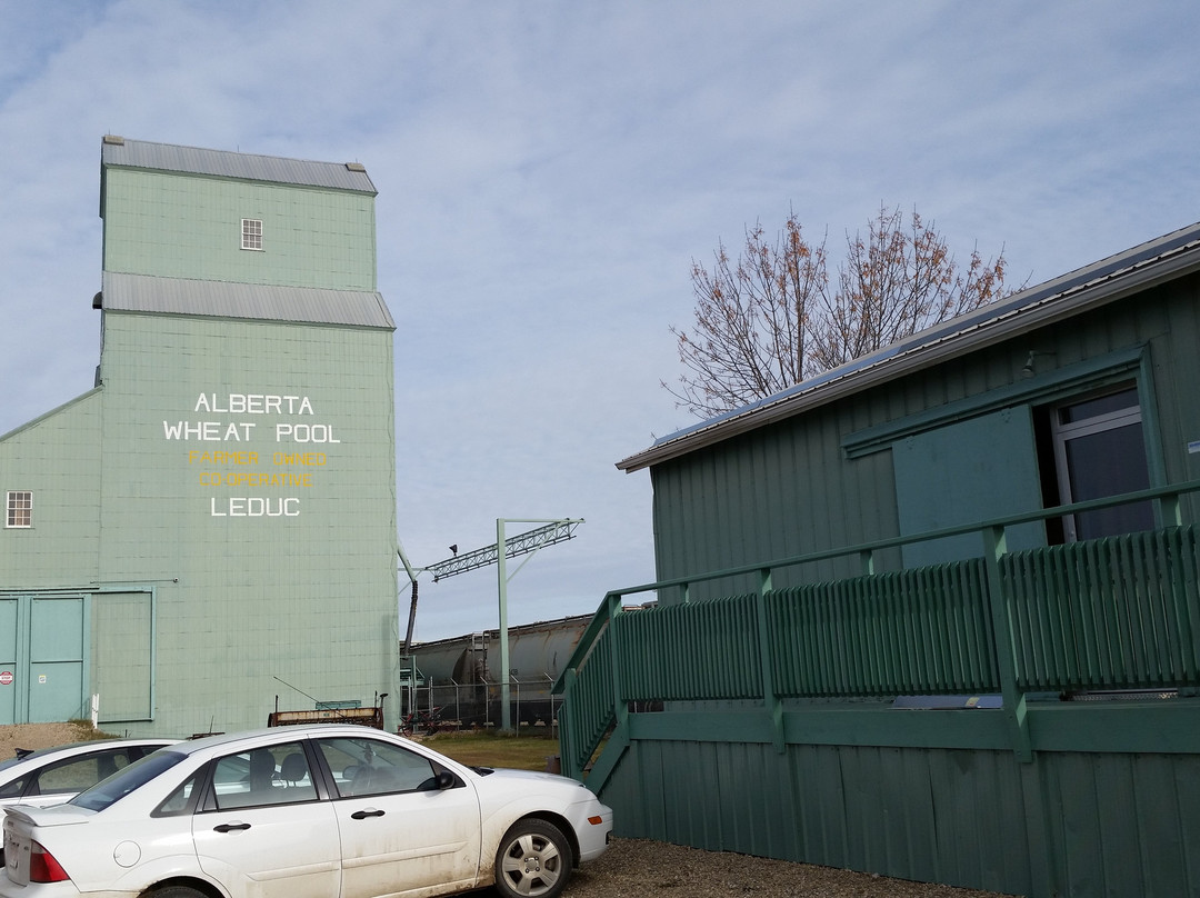 Leduc Heritage Grain Elevator景点图片