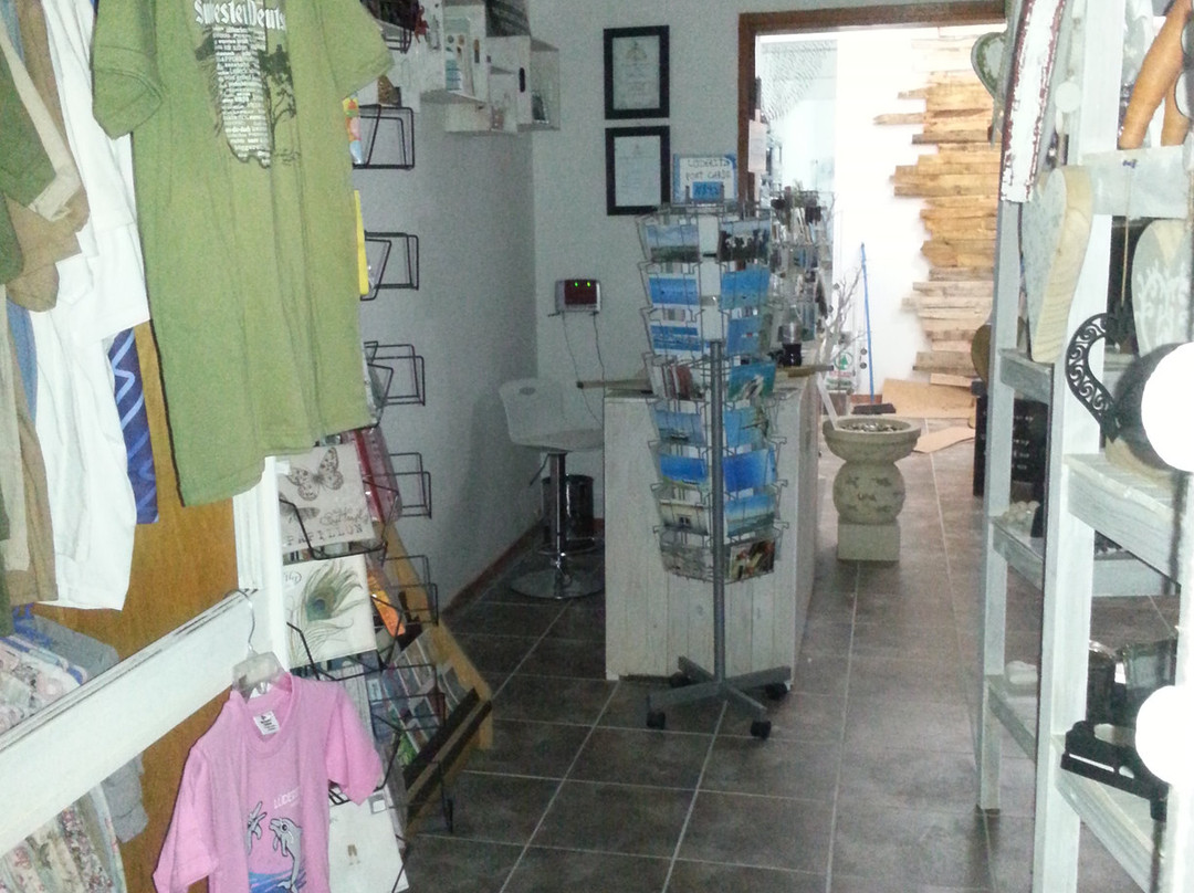 Rocky Shore's-吕德里茨必去景点