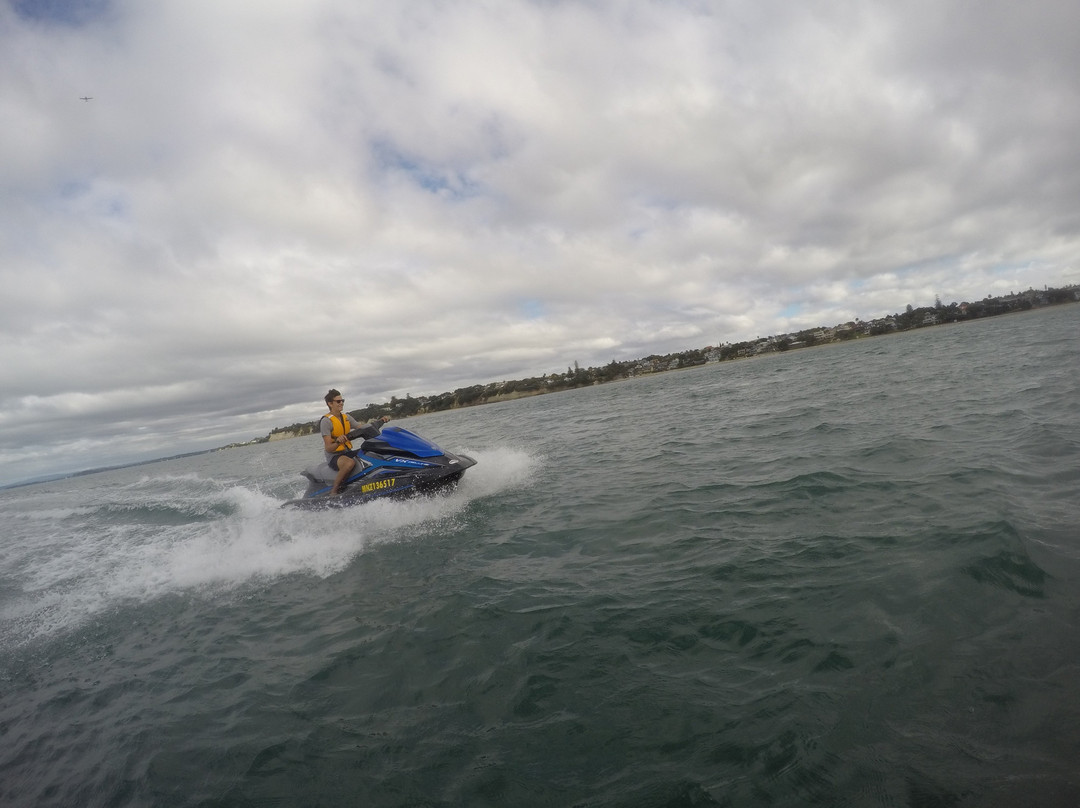 Jet Ski Rentals-奥克兰中心地区必去景点