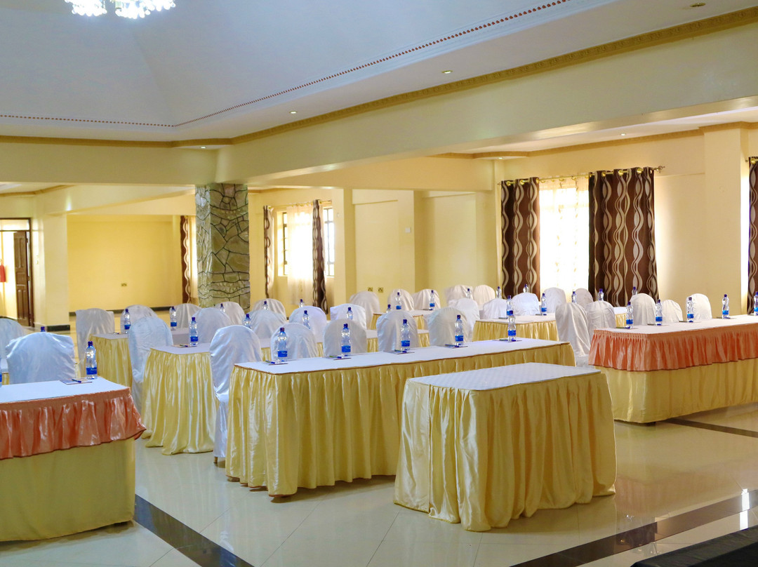 Nuru Palace Hotel主图