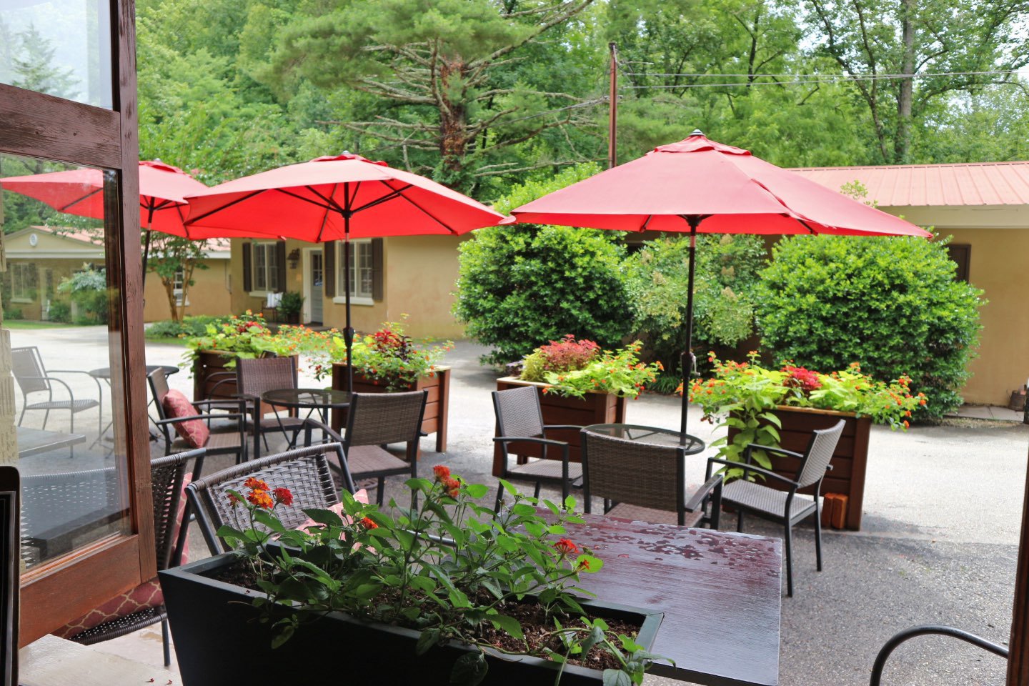 Lakeview at Fontana Inn & Treetop Soaking Cabanas-浴室