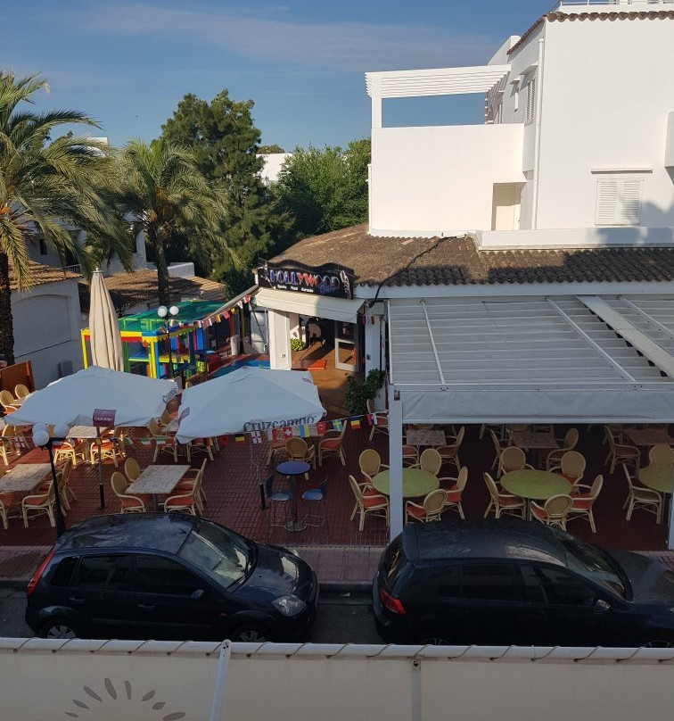 HollywoodBar CalaD'Or-桑塔尼必去景点