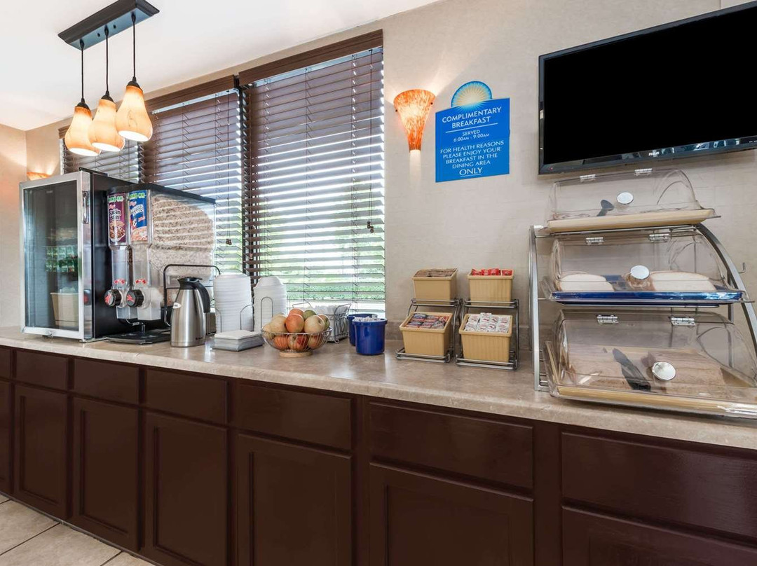 Days Inn by Wyndham Lexington Southeast主图