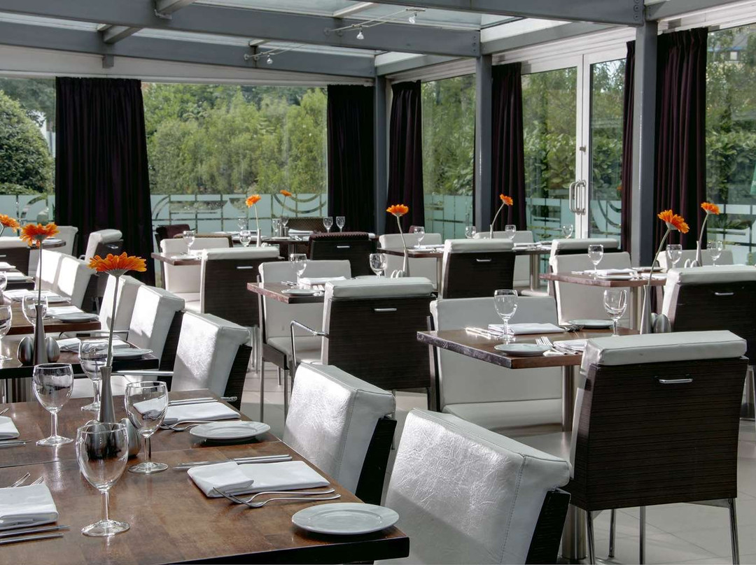 贝斯特韦斯特大西洋酒店主图