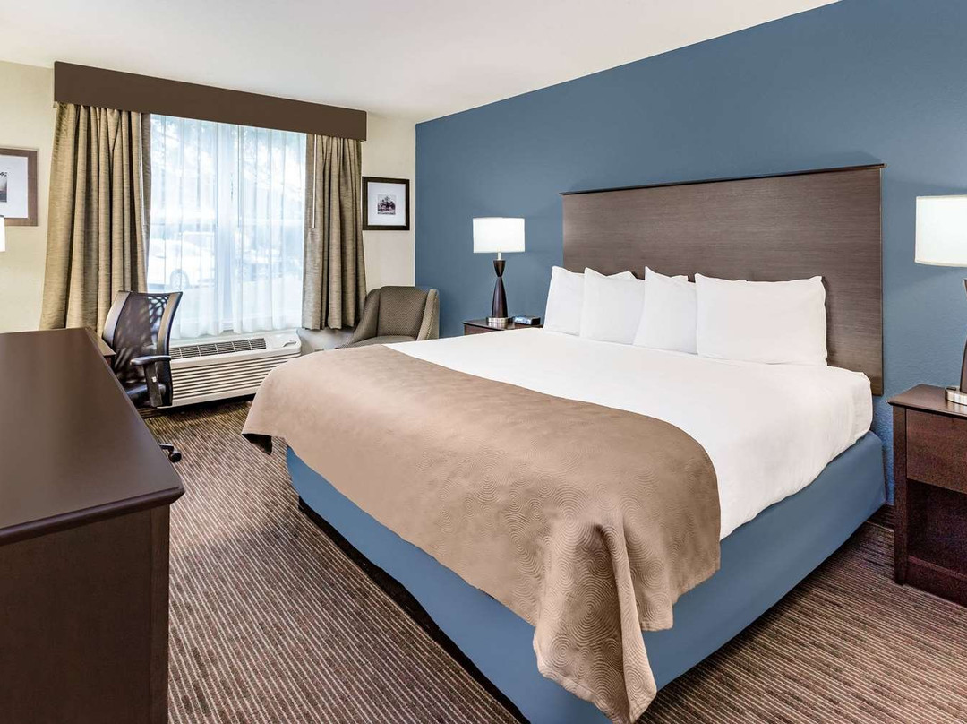 AmericInn by Wyndham Burnsville主图