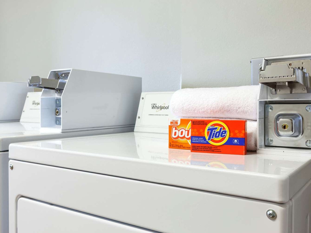 Super 8 By Wyndham Carrizo Springs主图