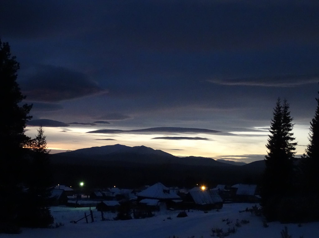 Severouralsk旅游景点-Reserve Denezhkin Kamen