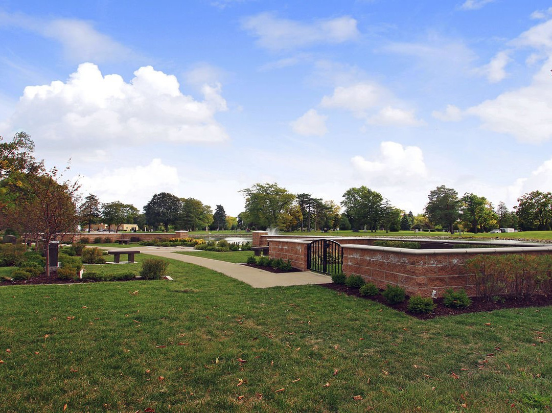 Ridgewood Memorial Park-德斯普兰斯必去景点