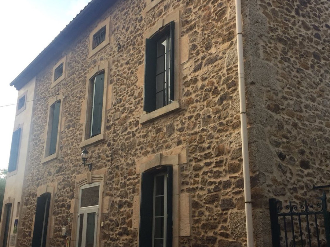 Les Terres Basses主图