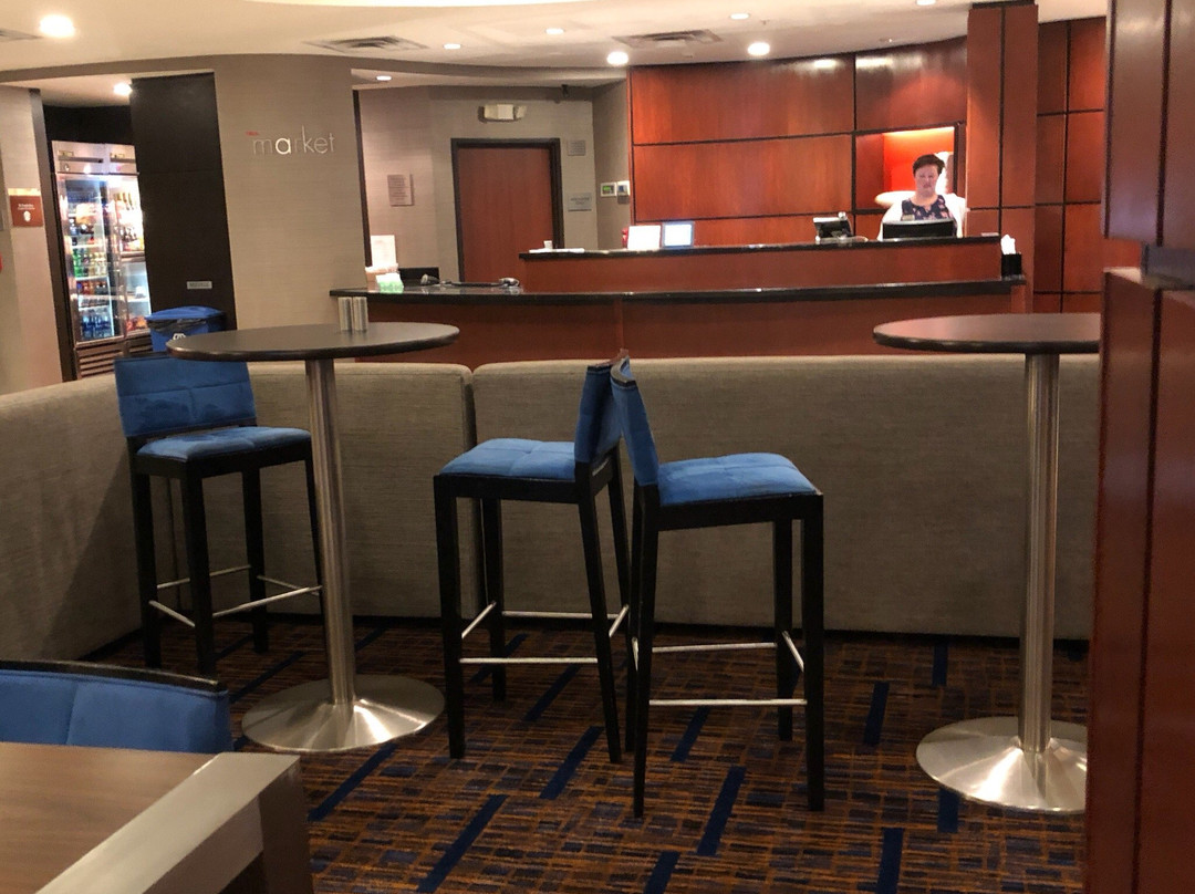 Courtyard by Marriott Louisville Northeast主图