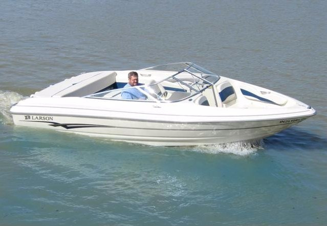 Lake Monroe Boat Rental-布卢明顿必去景点