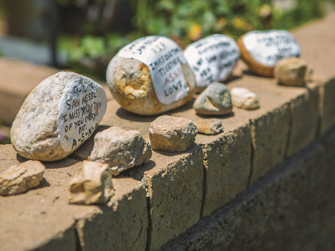 Lincoln Memorial Funeral Home and Cemetery-林肯必去景点