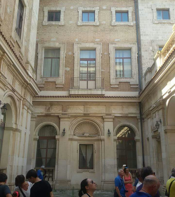 Palazzo Brasini-塔兰托必去景点