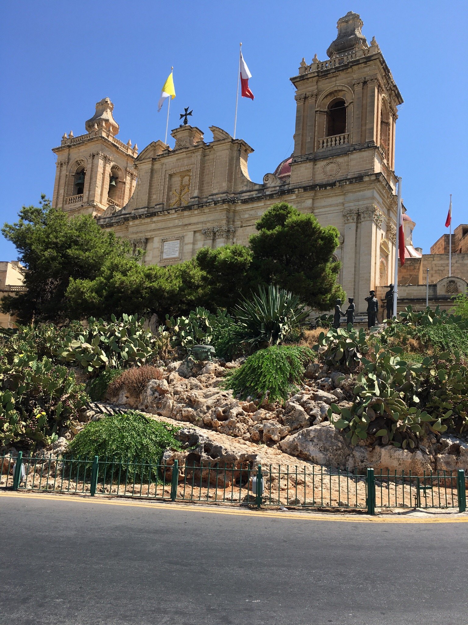 No. 17 Birgu-官方