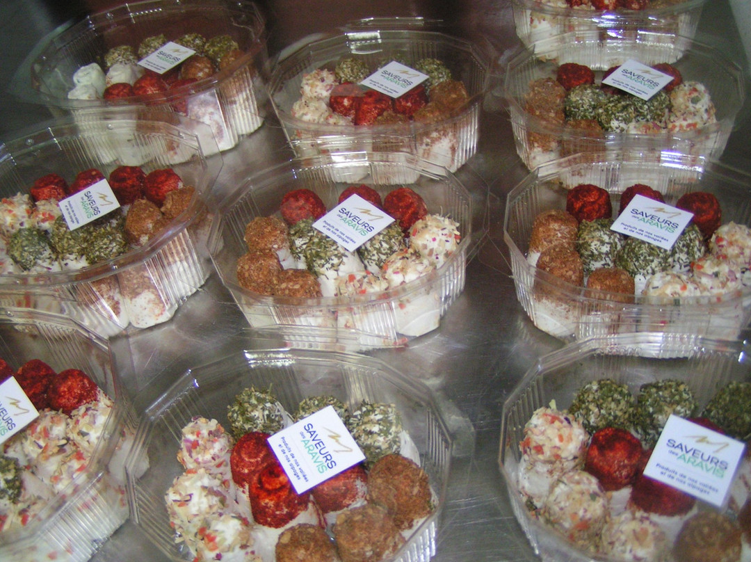 Chevrerie De La Closette-Thones必去景点